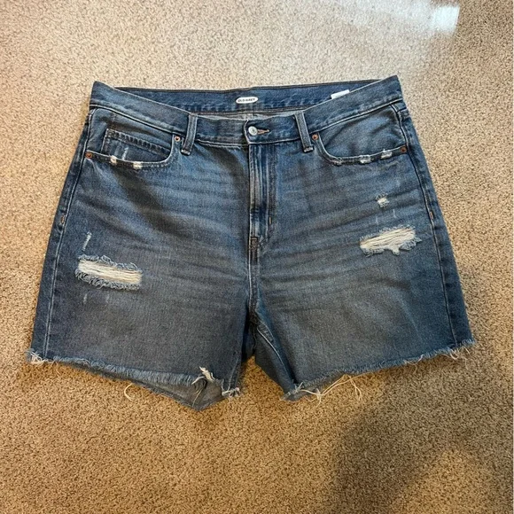 Old Navy Women’s Denim Shorts - Picture 1 of 3